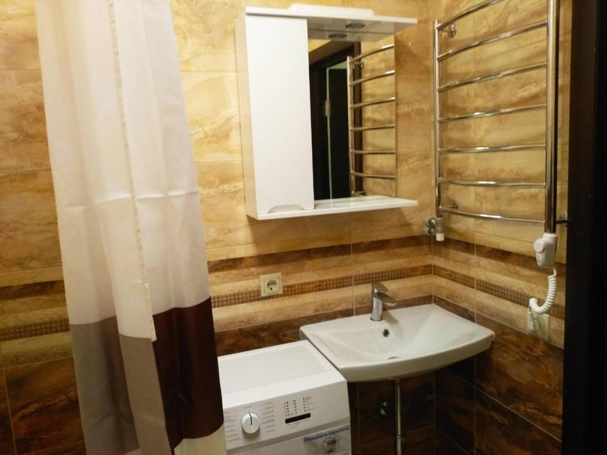 Apartments In Uzhgorod For You. エクステリア 写真